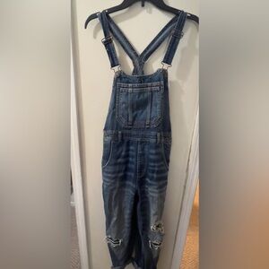 American Eagle 90’s Boyfriend Overalls Size S